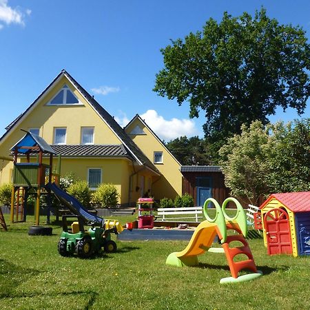 Family Apartments Tom Karlshagen Exterior foto