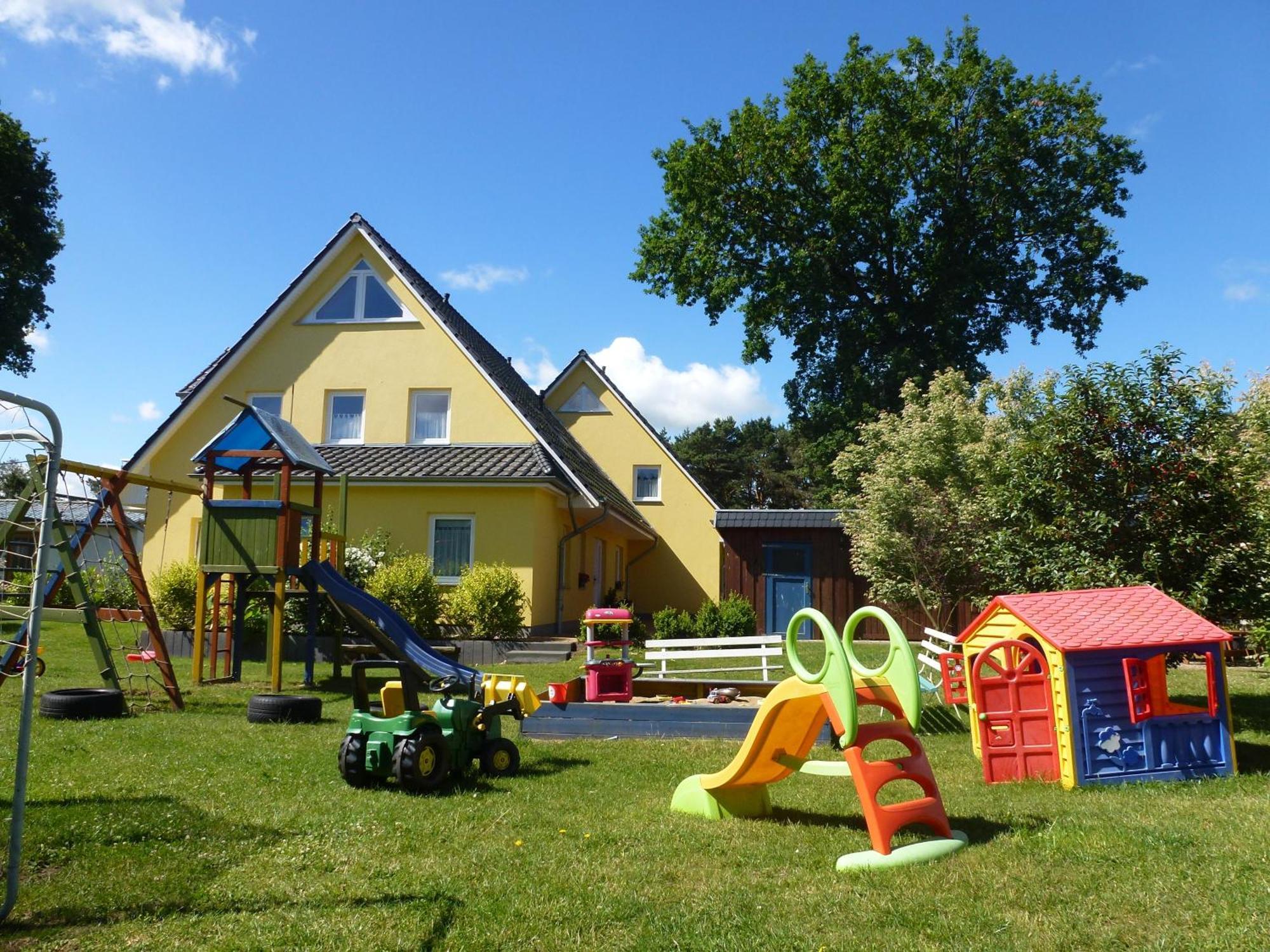 Family Apartments Tom Karlshagen Exterior foto